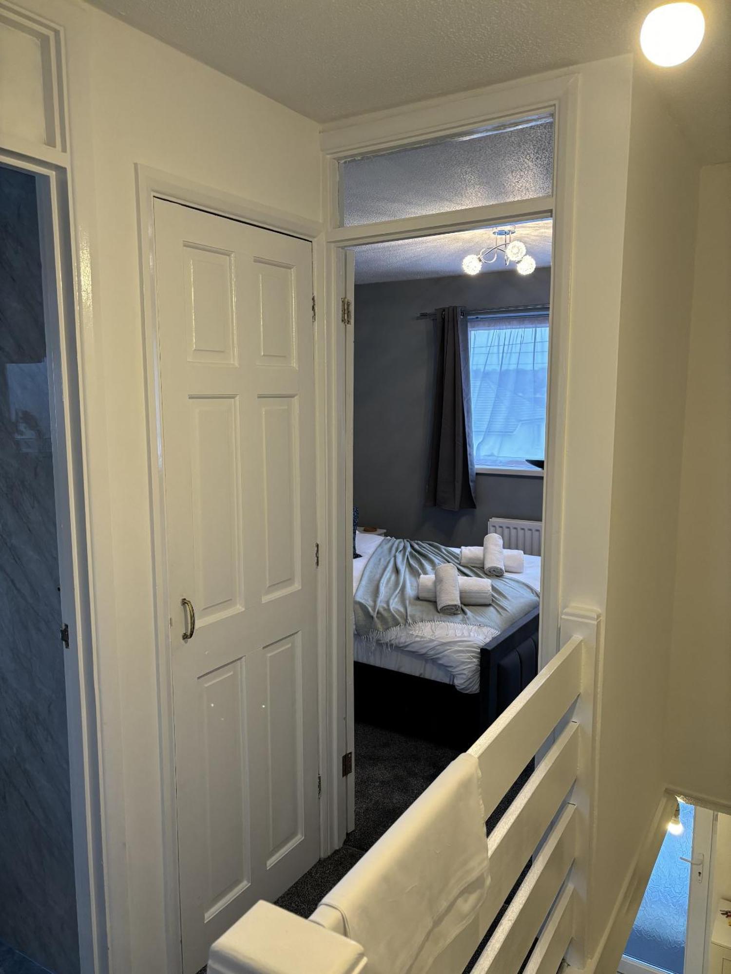 Cosy Corner - 2 Beds, Free Parking, Next To Southampton General Hospital Villa Exterior photo